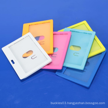 2014 hot selling hard plastic ID card holder